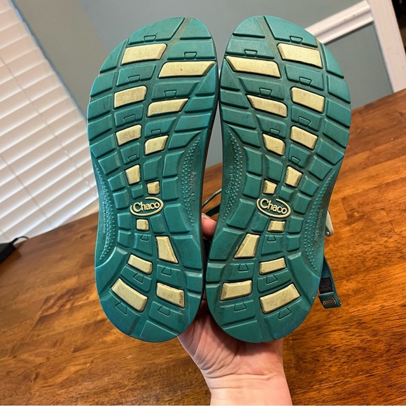 Chaco kids teal lime green white gray sandals size 6 - Picture 8 of 9